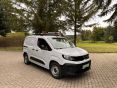Samochód elektryczny - Opel Combo E